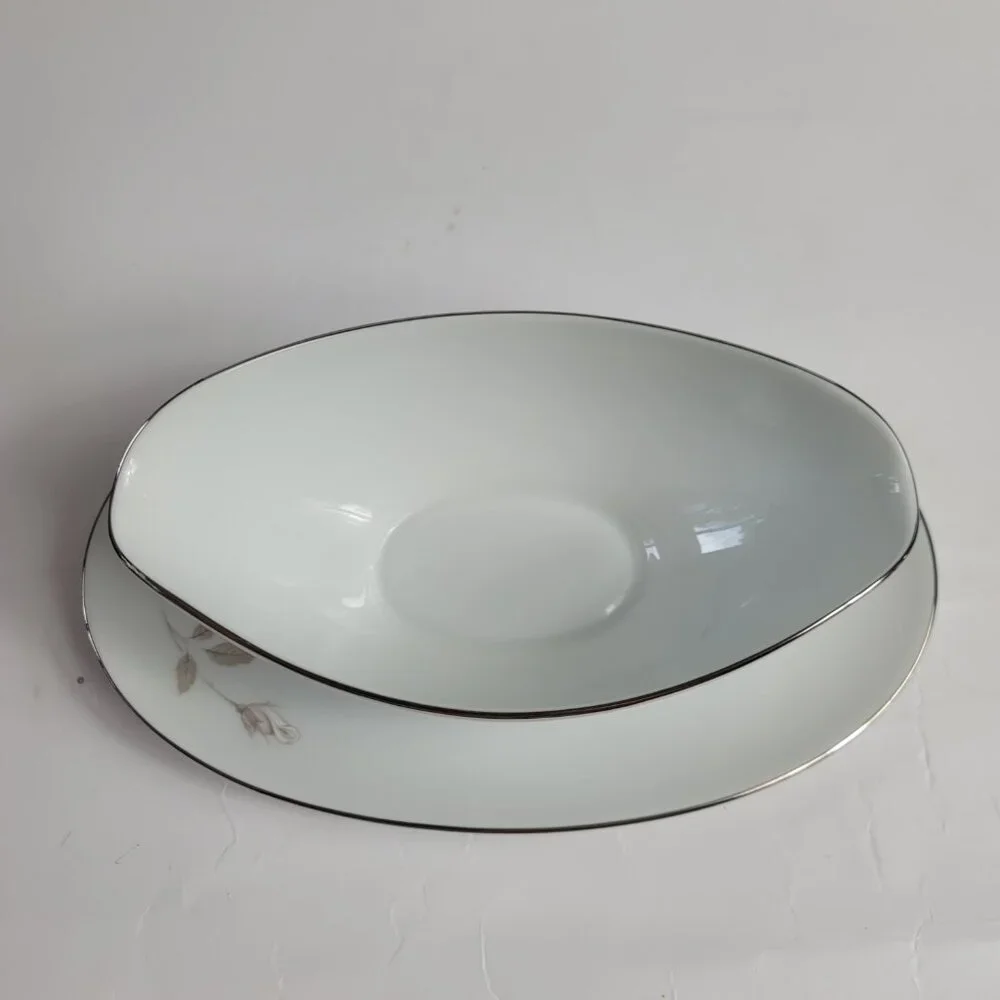 Noritake Sweet Talk Gravy Boat with Underplate White with Pink & White Roses